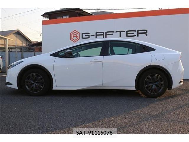 Toyota PRIUS 2023-03 6911220-10
