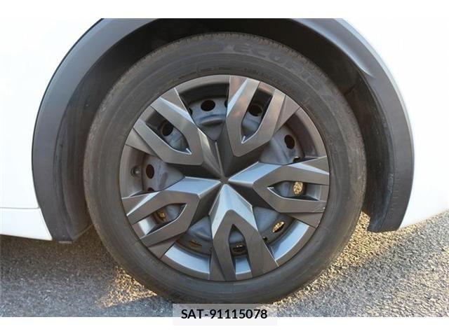 Toyota PRIUS 2023-03 6911220-13