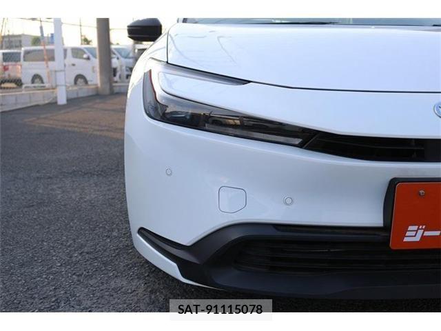 Toyota PRIUS 2023-03 6911220-25