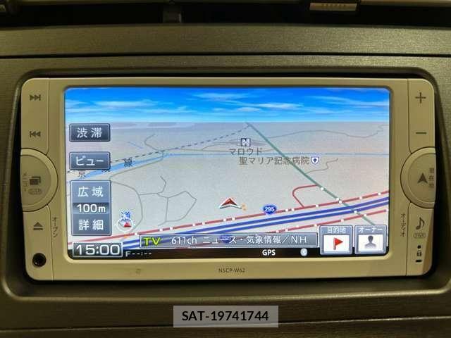 Toyota PRIUS 2012-08 6911306-17