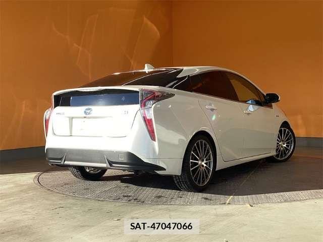 Toyota PRIUS 2016-12 6911263-8