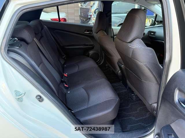 Toyota PRIUS 2016-11 6911243-16