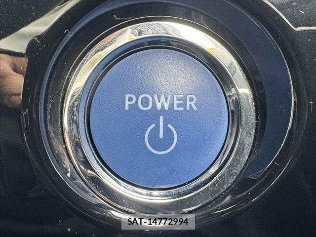 Toyota PRIUS 2022-02 6903617-5