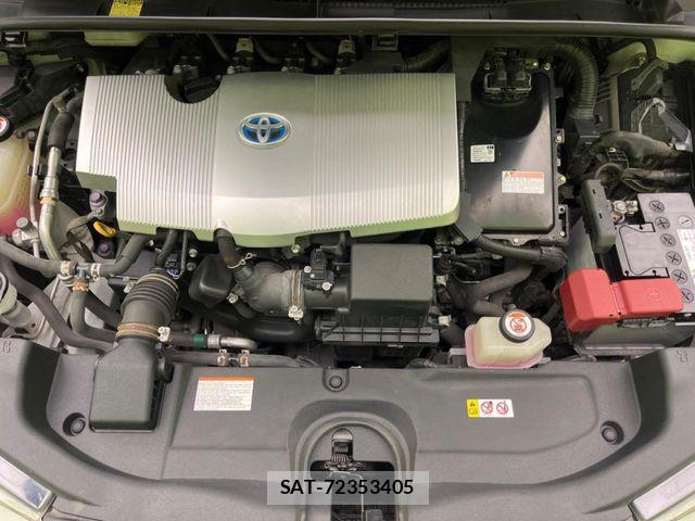 Toyota PRIUS 2017-09 6911272-17