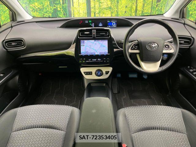 Toyota PRIUS 2017-09 6911272-1