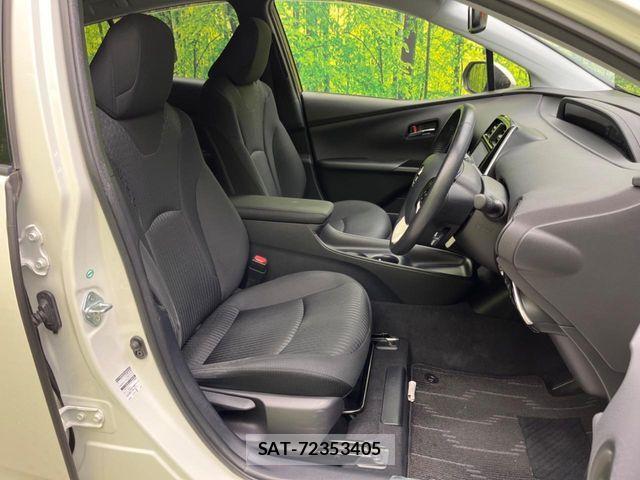 Toyota PRIUS 2017-09 6911272-7