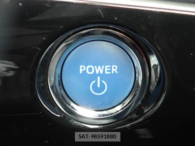 Toyota PRIUS 2019-02 6911288-11