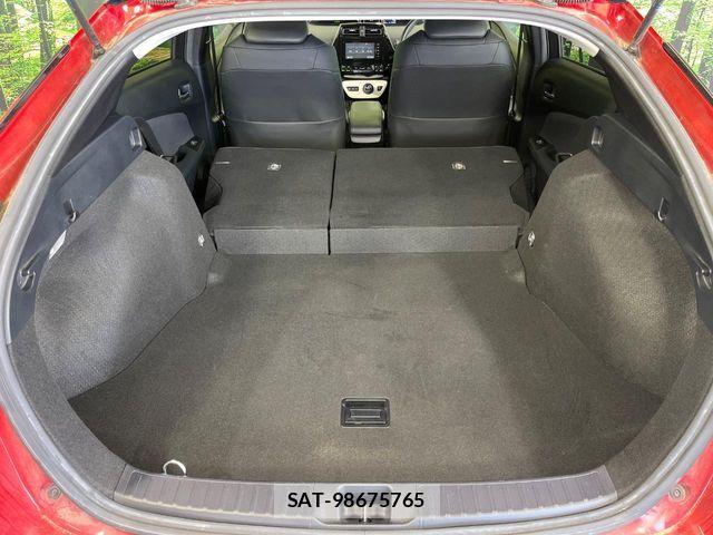 Toyota PRIUS 2016-05 6911280-10