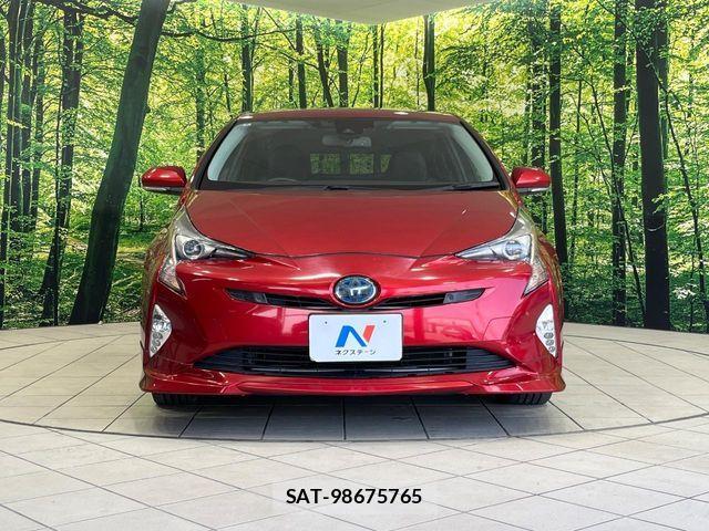 Toyota PRIUS 2016-05 6911280-14