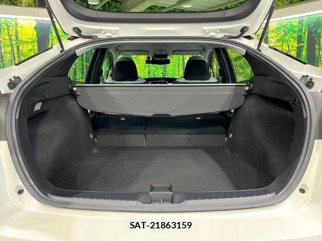 Toyota PRIUS 2019-10 6911236-9