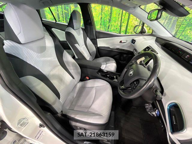 Toyota PRIUS 2019-10 6911236-7