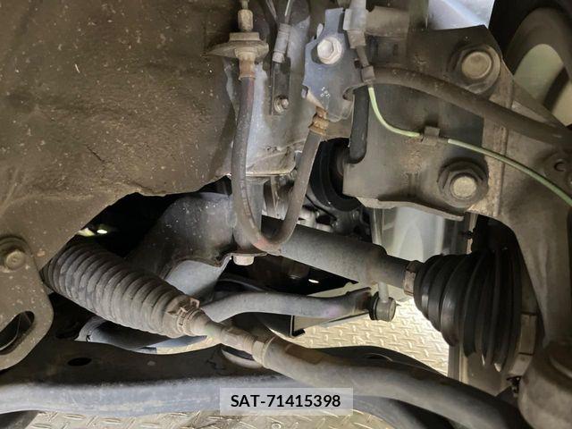 Toyota PRIUS 2012-02 6911324-19