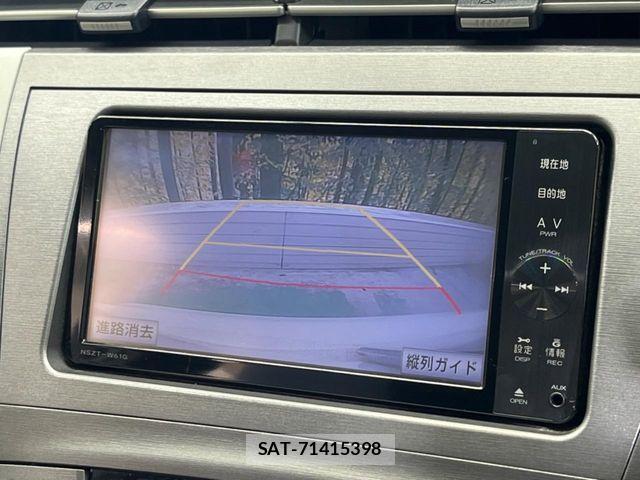 Toyota PRIUS 2012-02 6911324-3