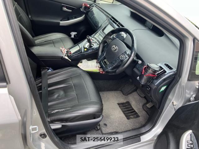 Toyota PRIUS 2012-07 6911420-19
