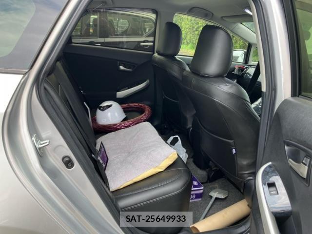 Toyota PRIUS 2012-07 6911420-21