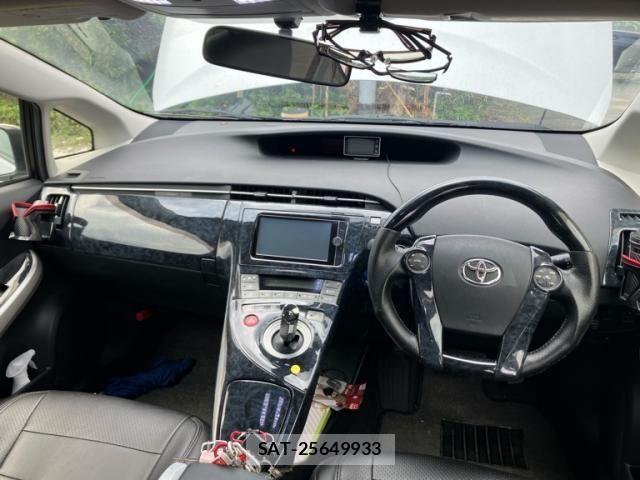 Toyota PRIUS 2012-07 6911420-23
