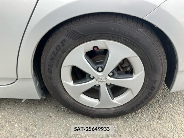 Toyota PRIUS 2012-07 6911420-7