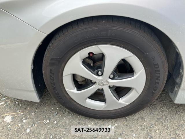 Toyota PRIUS 2012-07 6911420-8