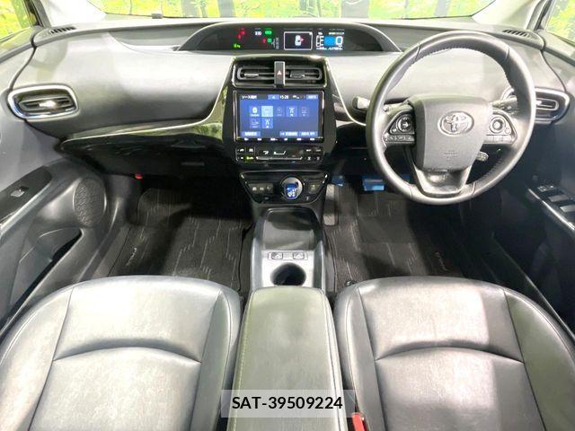 Toyota PRIUS 2019-02 6911278-1