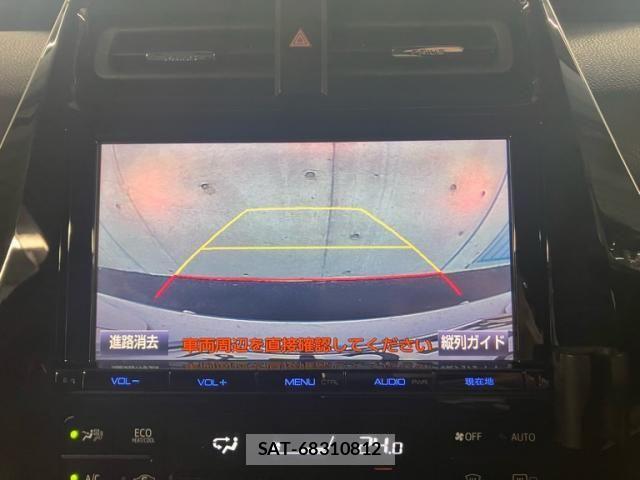 Toyota PRIUS 2017-08 6911322-16