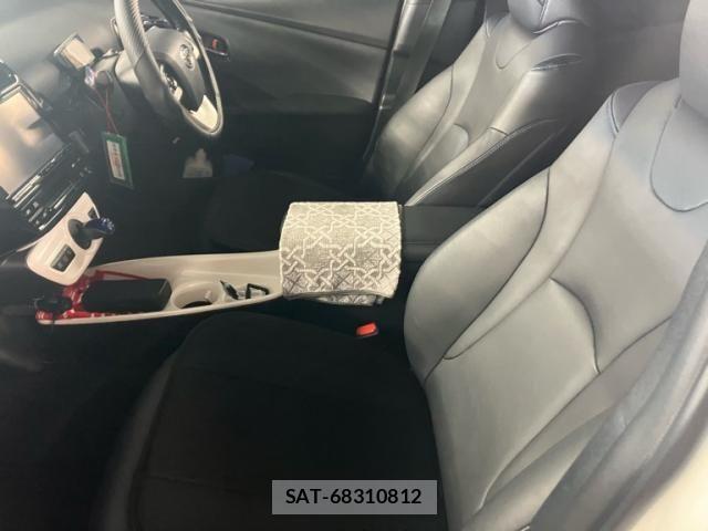 Toyota PRIUS 2017-08 6911322-8