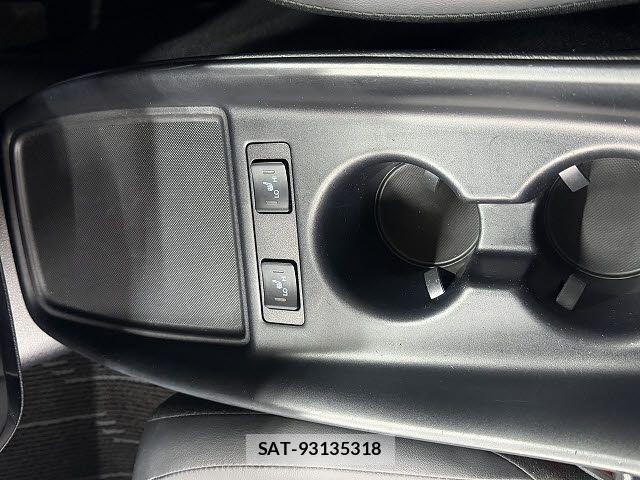 Toyota PRIUS 2021-12 6911223-14