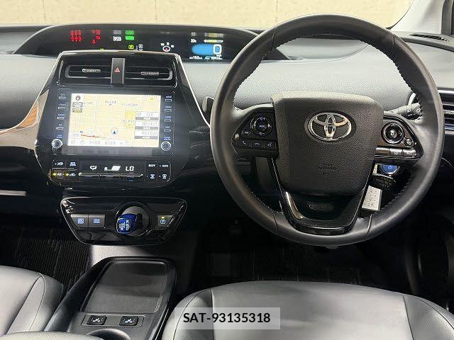 Toyota PRIUS 2021-12 6911223-1