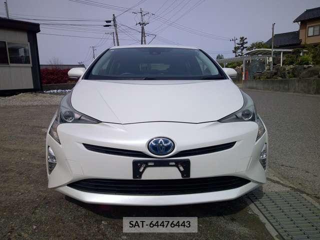 Toyota PRIUS 2016-01 6911295-1