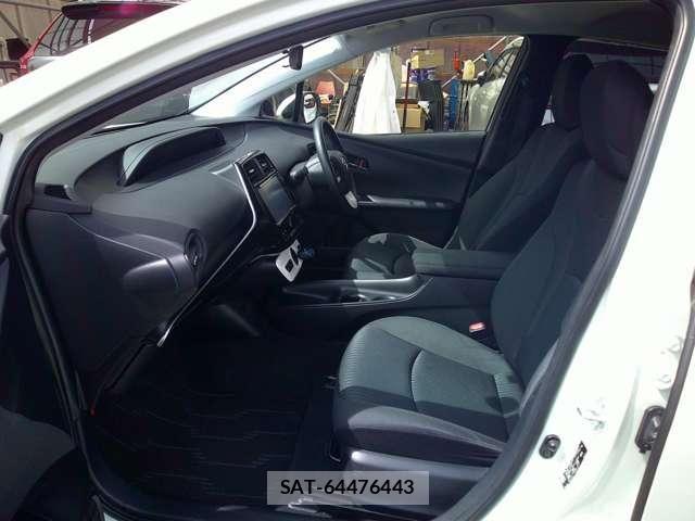 Toyota PRIUS 2016-01 6911295-19