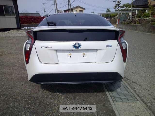 Toyota PRIUS 2016-01 6911295-4