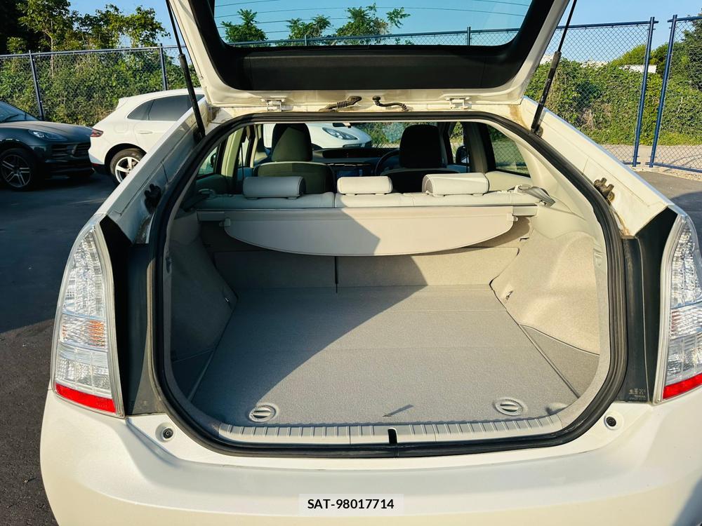 Toyota PRIUS 2011 6804483-24