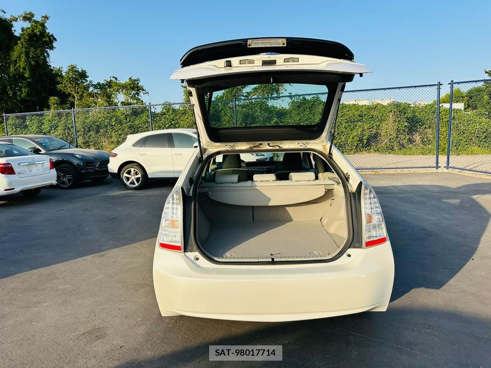 Toyota PRIUS 2011 6804483-25