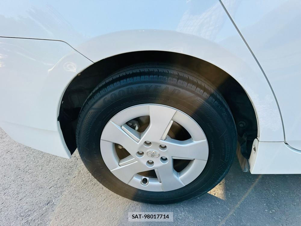 Toyota PRIUS 2011 6804483-26
