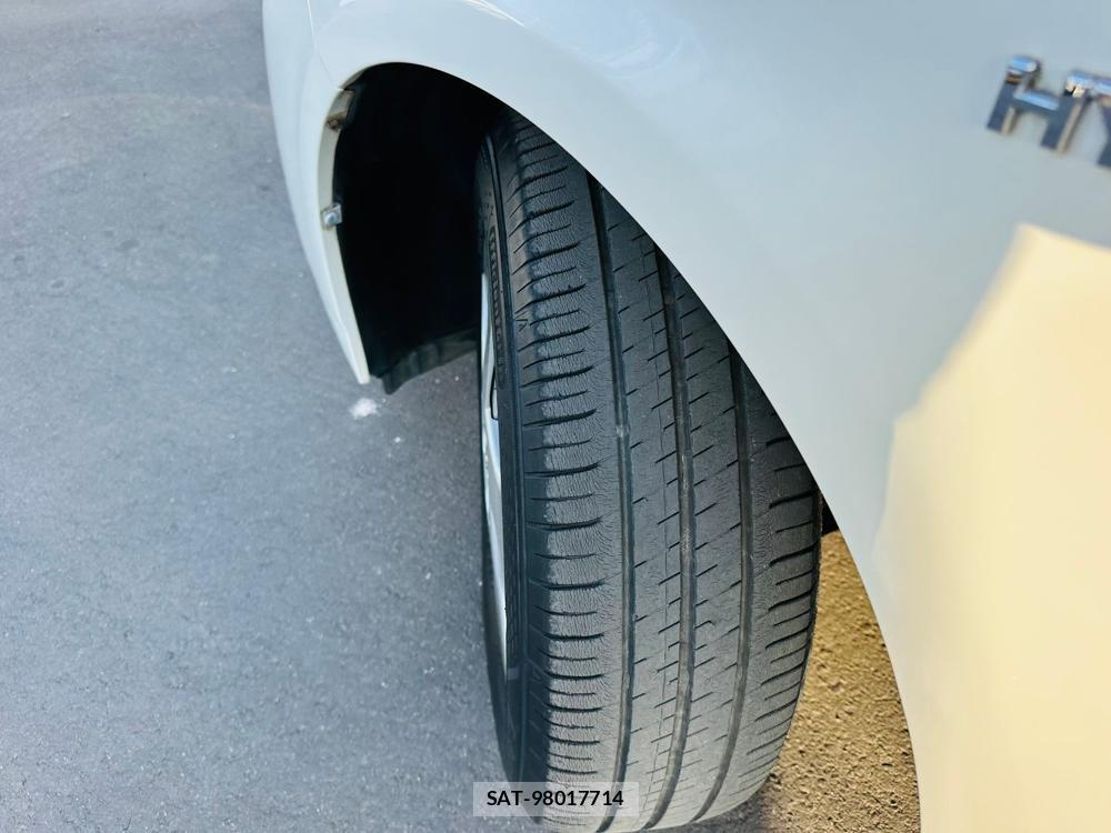 Toyota PRIUS 2011 6804483-30