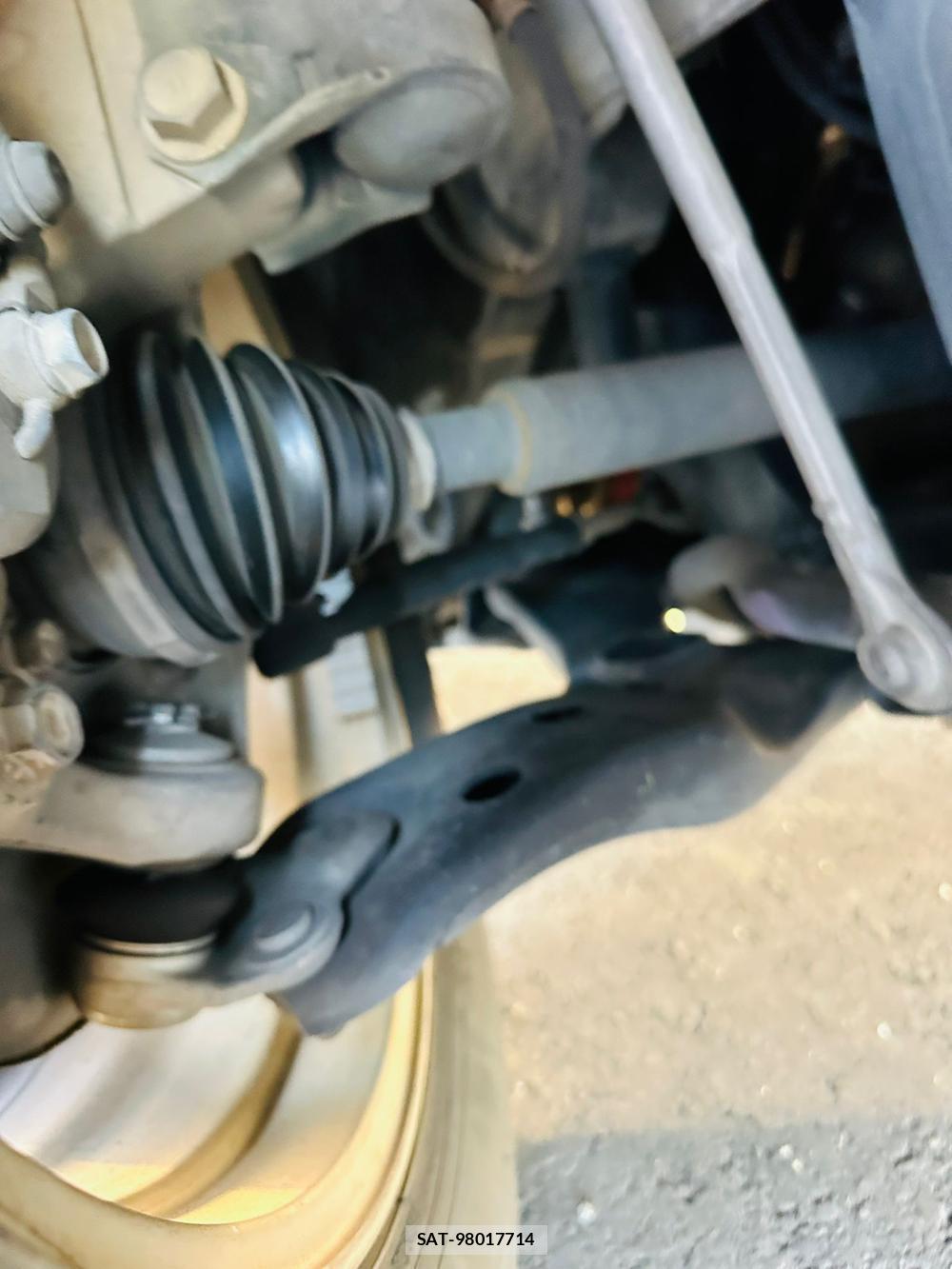 Toyota PRIUS 2011 6804483-32