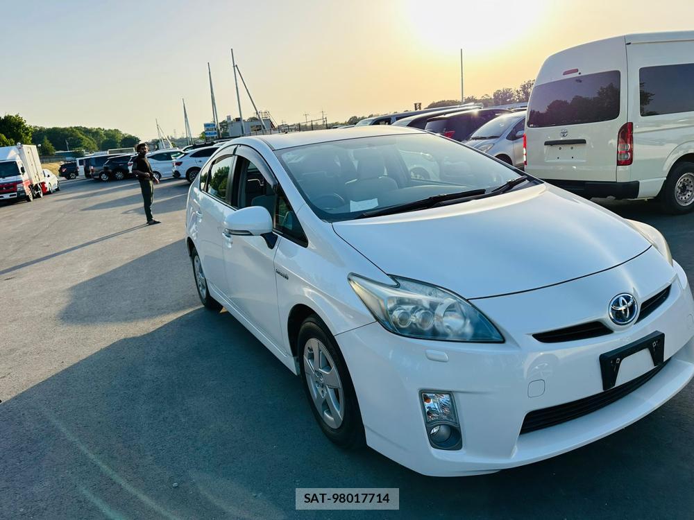 Toyota PRIUS 2011 6804483-6