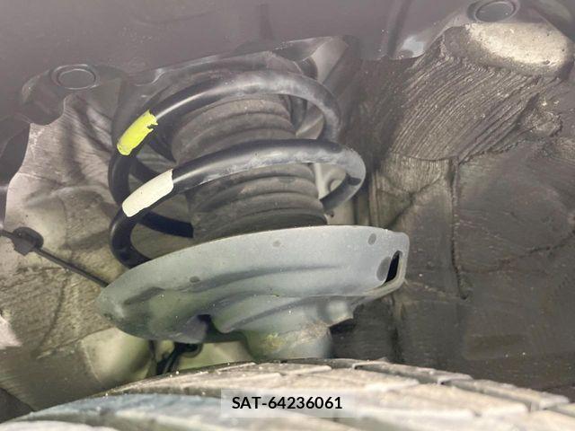 Toyota PRIUS 2016-02 6911234-19