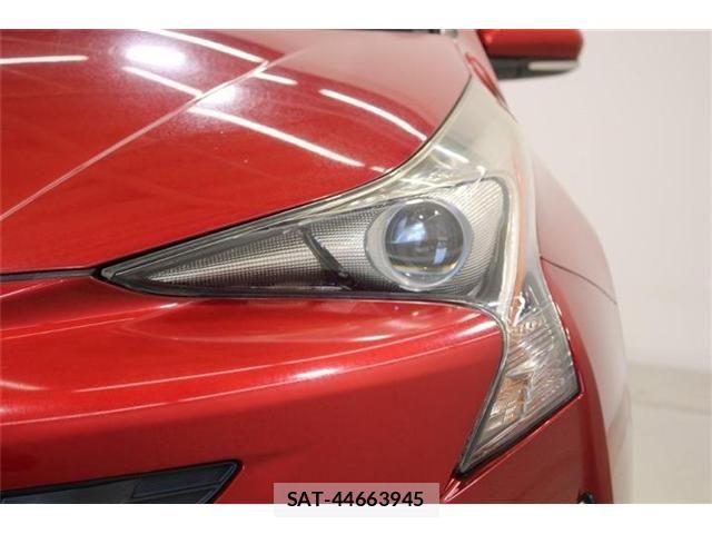 Toyota PRIUS 2016-11 6911291-14