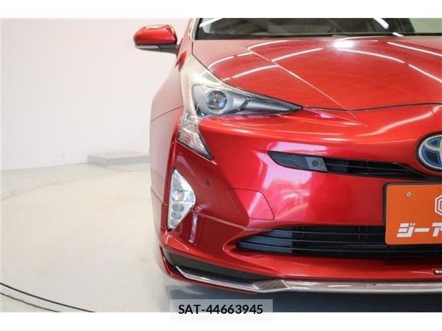 Toyota PRIUS 2016-11 6911291-15