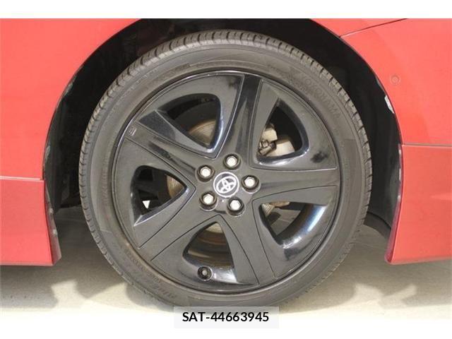 Toyota PRIUS 2016-11 6911291-21