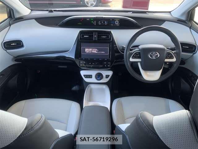 Toyota PRIUS 2017-03 6911245-1