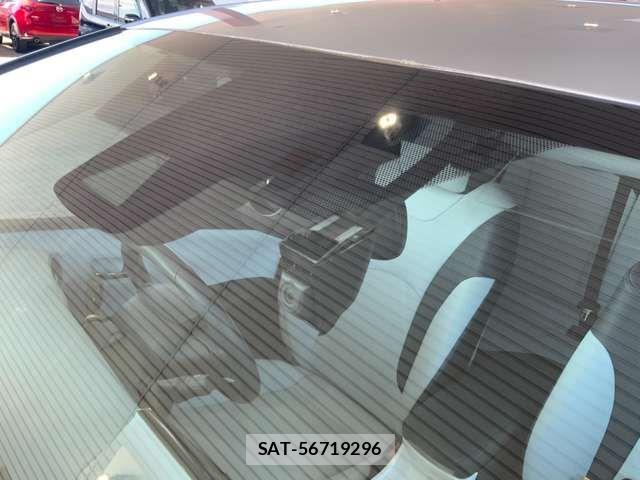 Toyota PRIUS 2017-03 6911245-3