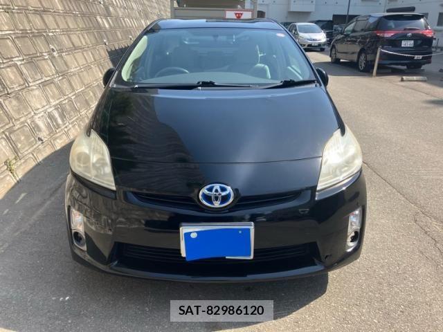 Toyota PRIUS 2010-05 6911379-1