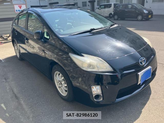 Toyota PRIUS 2010-05 6911379-2