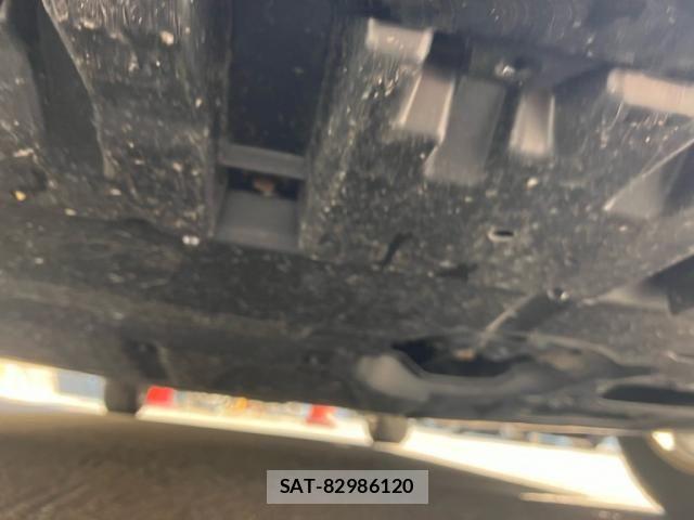 Toyota PRIUS 2010-05 6911379-3