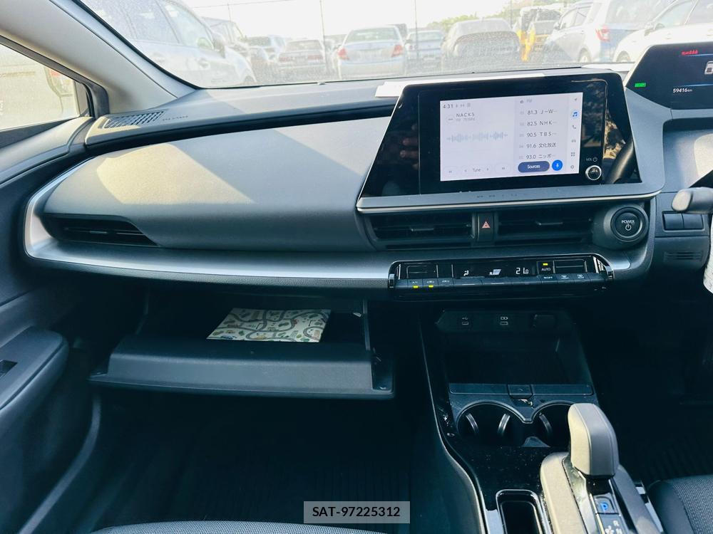 Toyota PRIUS 2023 6804900-17