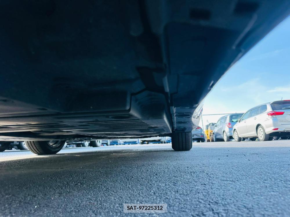 Toyota PRIUS 2023 6804900-36