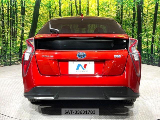 Toyota PRIUS 2016-12 6997284-15