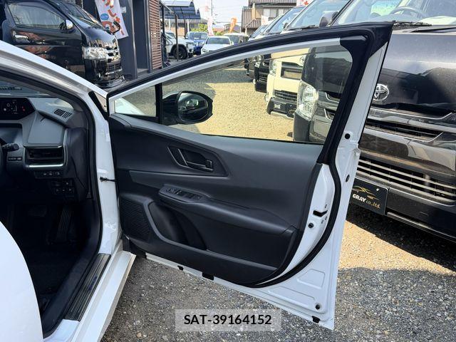 Toyota PRIUS 2023-04 6997220-9
