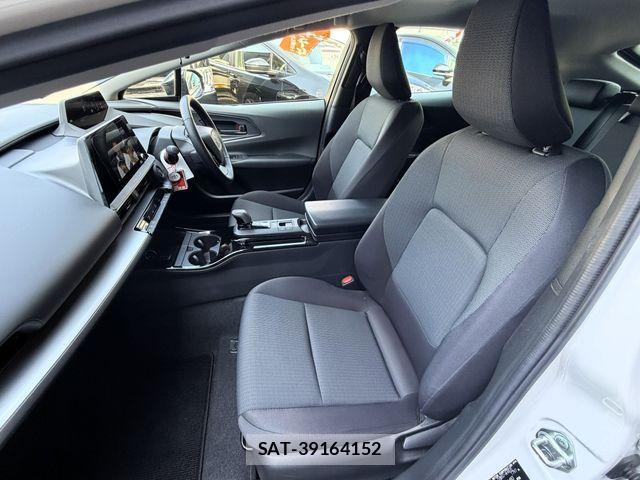 Toyota PRIUS 2023-04 6997220-24